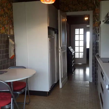 Karolina - Ascot Cannes